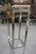 Metalen zuil PTMD met glazen vaas en kunst orchidee, Ophalen, Zo goed als nieuw