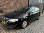 Volkswagen Passat 1.6 FSI Variant 116PK | Trekhaak | Cruise, Zwart, 4 cilinders, Zwart, Origineel Nederlands