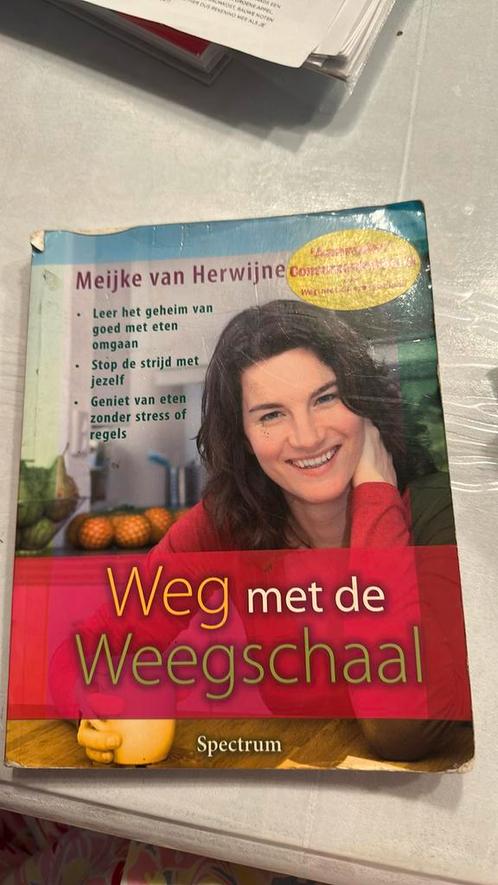 M. van Herwijnen - Weg met de weegschaal, Boeken, Gezondheid, Dieet en Voeding, Zo goed als nieuw, Ophalen of Verzenden