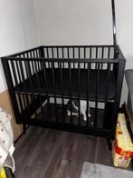 Zwarte box verstelbaar zwart + boxmatras en mobiel houder, Ophalen, Gebruikt, Vierkant, In hoogte verstelbaar