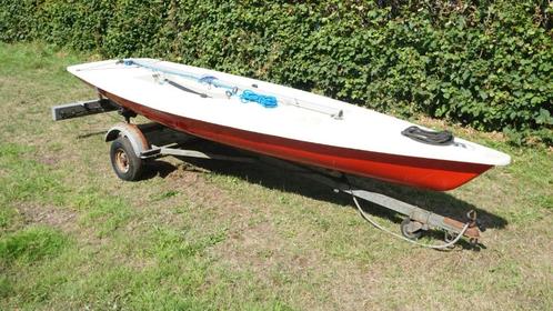 Laser + toebehoren/trailers (vaarklaar, verdient aandacht), Watersport en Boten, Open zeilboten, Gebruikt, Laser, 3 tot 6 meter