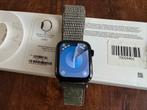 Apple Watch SE (2022) | 44 mm. | GPS | Zwart, Ophalen of Verzenden, Zo goed als nieuw