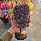 amethist op standaard, Verzamelen, Mineralen en Fossielen, Ophalen of Verzenden, Mineraal