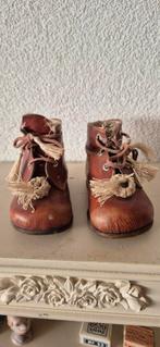 Vintage leren kinderschoentjes, Verzamelen, Poppen, Ophalen of Verzenden, Gebruikt, Pop