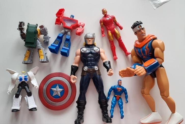 Actiefiguren transformers super man, vechtpop hasbro 2006. A, Kinderen en Baby's, Speelgoed | Actiefiguren, Zo goed als nieuw