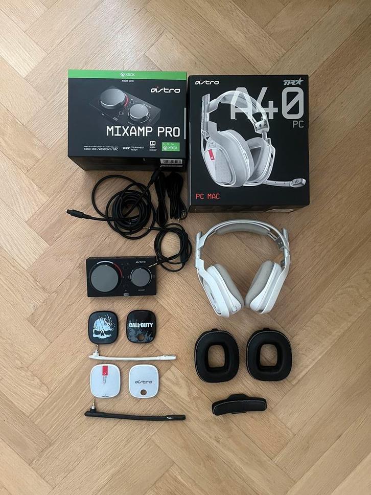 Astro A40  TR + MixAmp Pro TR + Extra’s PC/XBOX/MAC, Audio, Tv en Foto, Koptelefoons, Gebruikt, Over oor (circumaural), Overige merken