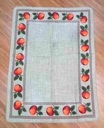 Tafelkleed appels 165/120, Gebruikt, Etten-Leur, DJT@dejuistetoon.eu, Ophalen of Verzenden