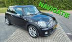🟢Mini Cooper 1.6 Airco/HarmanKardon/Navi️, Auto's, Voorwielaandrijving, Zwart, 4 cilinders, Zwart