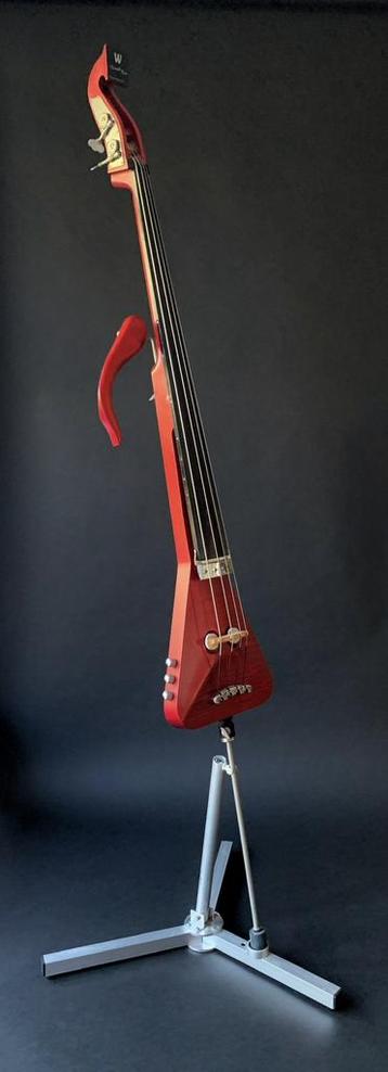 Warwick Triumph ( Masterbuild/Duits), 4 snarig, Burgundy Red beschikbaar voor biedingen