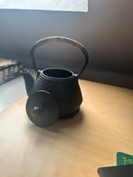 Gietijzeren Theepot met Onderzetter, Ophalen of Verzenden, Zo goed als nieuw