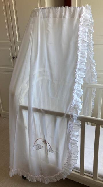 sluier / hemeltje regenboog/vlieger beschikbaar voor biedingen