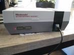 nintendo  nes, Spelcomputers en Games, Ophalen, Gebruikt, Met 2 controllers