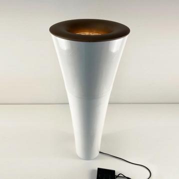 ✅ FACKLA vloerlamp POSTMODERNISME C. Öjerstam ca. 1995 beschikbaar voor biedingen