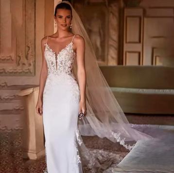 Luxe nieuwe trouwjurk Céline €849 34 36 38 40 42 44 beschikbaar voor biedingen