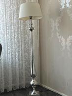 Staande Lamp met Kap - Zilverkleurig Metaal, Ophalen, Zo goed als nieuw, Metaal, 150 tot 200 cm