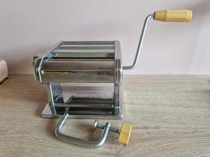 Pastamachine Ampia 150 deluxe met 3 standen, Huis en Inrichting, Keuken | Keukenbenodigdheden, Zo goed als nieuw, Ophalen of Verzenden