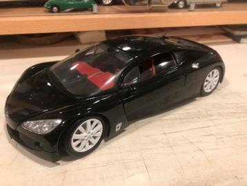 1:18 Peugeot RC Concept Car 2002 Zwart Solido beschikbaar voor biedingen