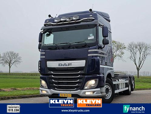 DAF XF 510 6x2 fan steeraxle, Auto's, Vrachtwagens, Bedrijf, Te koop, ABS, Airconditioning, Cruise Control, Traction-control, Trekhaak