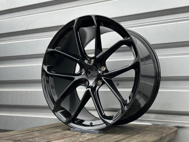 22" PORSCHE CAYENNE GTS Look Velgen Past op CAYENNE PANAMERA, Auto-onderdelen, Banden en Velgen, Velg(en), Zomerbanden, Overige maten