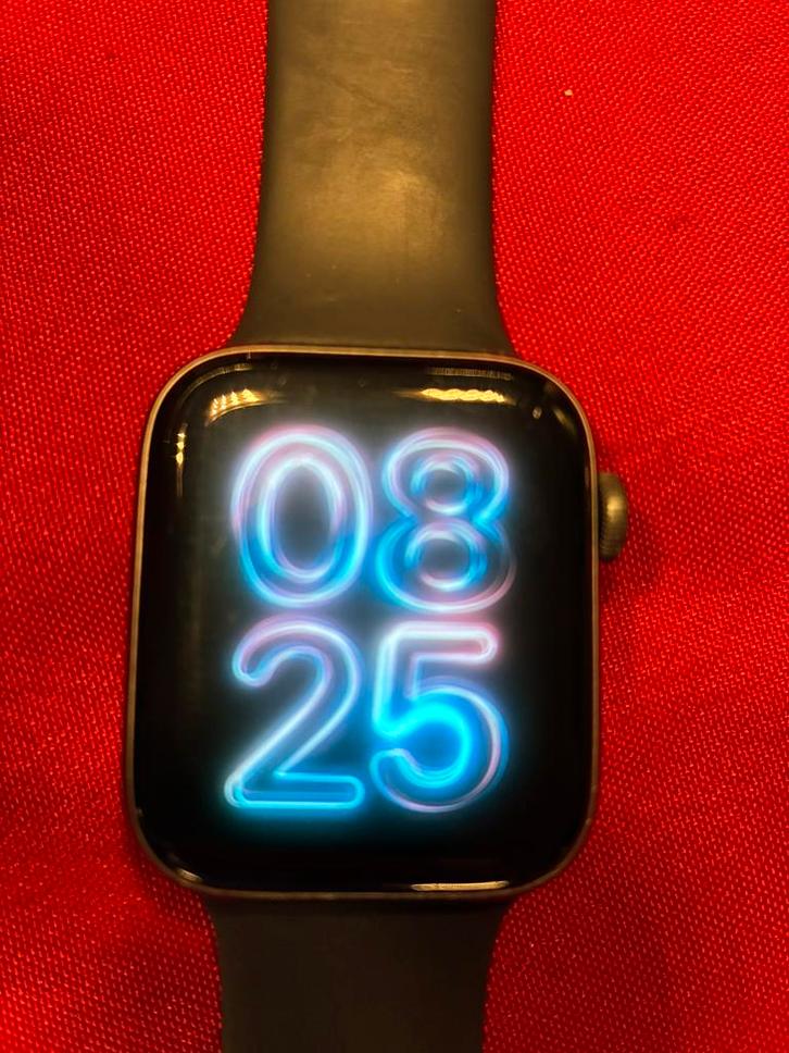 Apple Watch 5 44mm, Sieraden, Tassen en Uiterlijk, Smartwatches, Zo goed als nieuw, iOS, Zwart, Ophalen of Verzenden