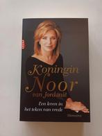 Koningin Noor van Jordanië - Biografie, Boeken, Biografieën, Ophalen of Verzenden, Gelezen, Lisa Halaby, Politiek