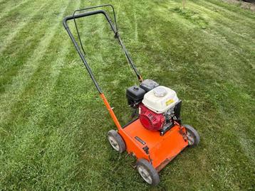 Verticuteer Machine Eliet E401 beschikbaar voor biedingen