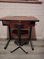 Oud retro school tafeltje en stoeltje voor een kleuter, Gebruikt, Tafel(s) en Stoel(en), Ophalen
