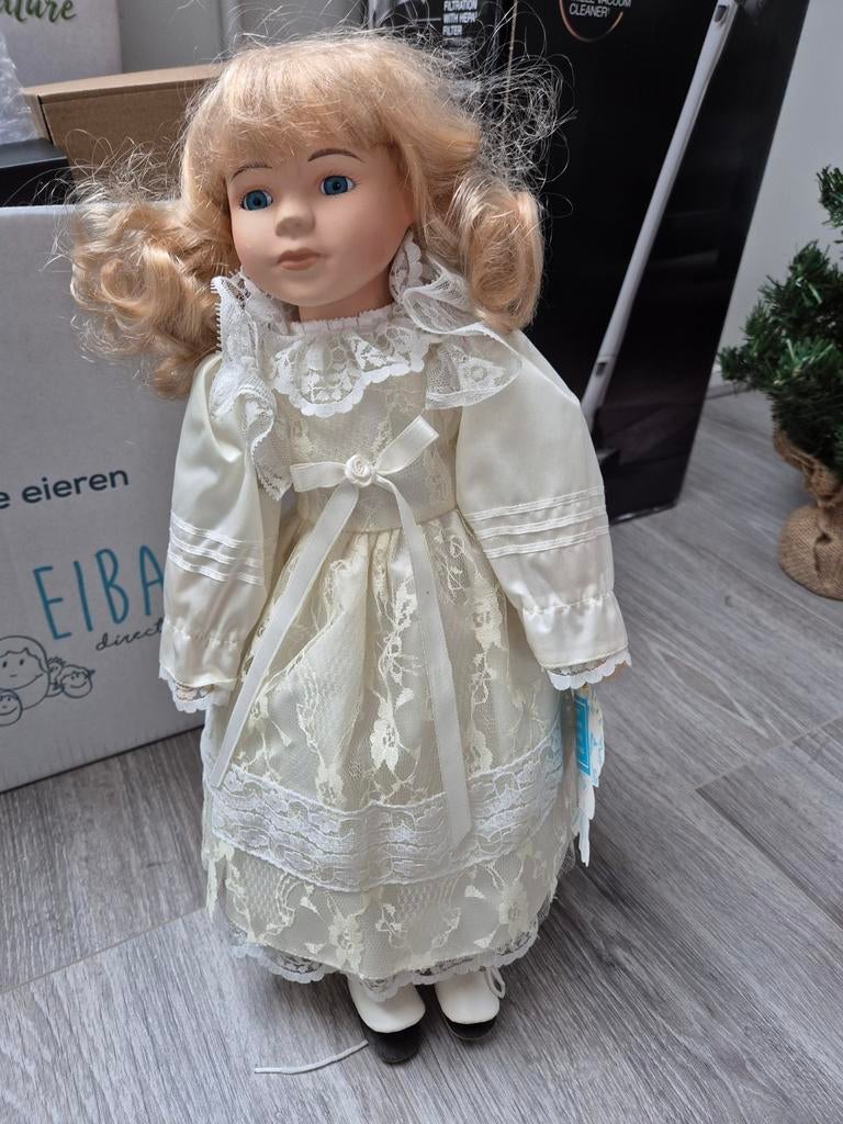 Vintage The Promenade Collection Victoria Pop, Verzamelen, Poppen, Ophalen of Verzenden, Gebruikt, Pop