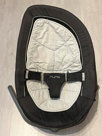 Nuna Leaf schommelstoeltje beschikbaar voor biedingen