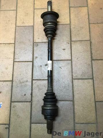 Aandrijfas linksachter BMW F20 F21 F30 F31 F34 F36 8680347 beschikbaar voor biedingen