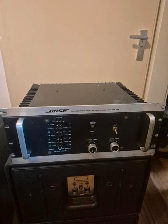 Bose 1800 serie 1, Audio, Tv en Foto, Versterkers en Receivers, Zo goed als nieuw, Stereo, 120 watt of meer, Overige merken, Ophalen of Verzenden