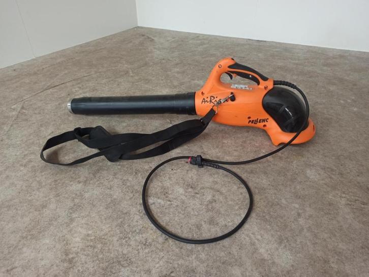 Pellenc Airion Bladblazer -0579, Tuin en Terras, Bladblazers, Gebruikt, Handgedragen, Accu, Ophalen of Verzenden