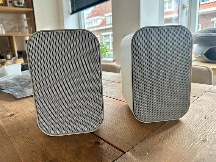 ArtSound UNI40 speakers (Wit, set van 2), Audio, Tv en Foto, Luidsprekers, Gebruikt, Front, Rear of Stereo speakers, 60 tot 120 watt