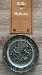 Tinnen borden met certificaat, Ophalen