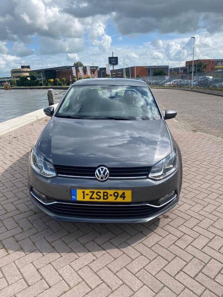 Volkswagen Polo 1.2 TSI 66KW 2014 Grijs Luxe uitvoering, Auto's, Volkswagen, Particulier, Polo, Achteruitrijcamera, Adaptive Cruise Control