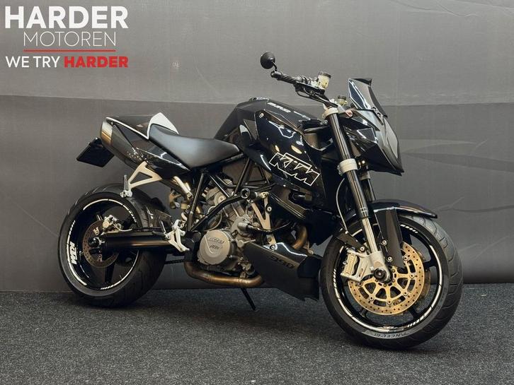 KTM 990 SUPER DUKE/CUSTOM LAK/CARBON/BIZAR MOOI/GARANTIE!, Motoren, Motoren | KTM, Bedrijf, Naked bike, meer dan 35 kW, 2 cilinders