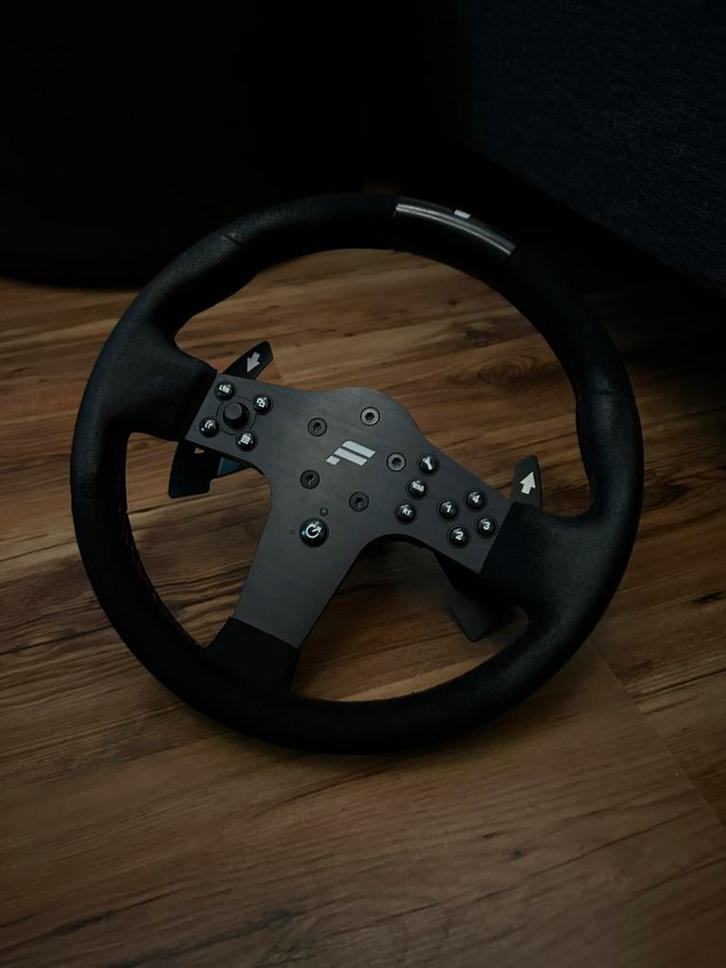 Defect fanatec p1 stuur, Computers en Software, Joysticks, Zo goed als nieuw, Ophalen of Verzenden