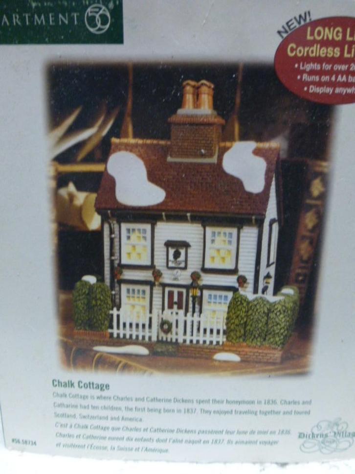 department 56 Chalk Cottage kerstdorp kersthuisje accessoire, Diversen, Kerst, Zo goed als nieuw, Ophalen of Verzenden