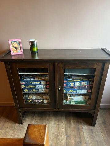 Vintage Houten Kastje - 122cm Breed beschikbaar voor biedingen