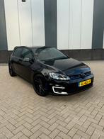 Volkswagen Golf GTE 1.4 TSI Hybride 2015 | 40km Actieradius, Stof, 4 cilinders, Zwart, 1499 kg