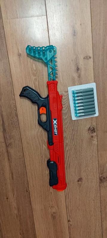 Zuru xshot blaster  beschikbaar voor biedingen