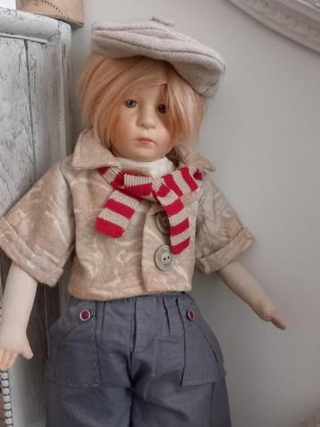 Vintage poppen of beren jasje . beschikbaar voor biedingen
