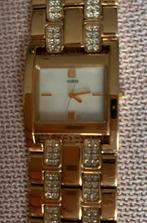 Goudkleurig horloge van Guess, Overige merken, Staal, Ophalen of Verzenden, Zo goed als nieuw