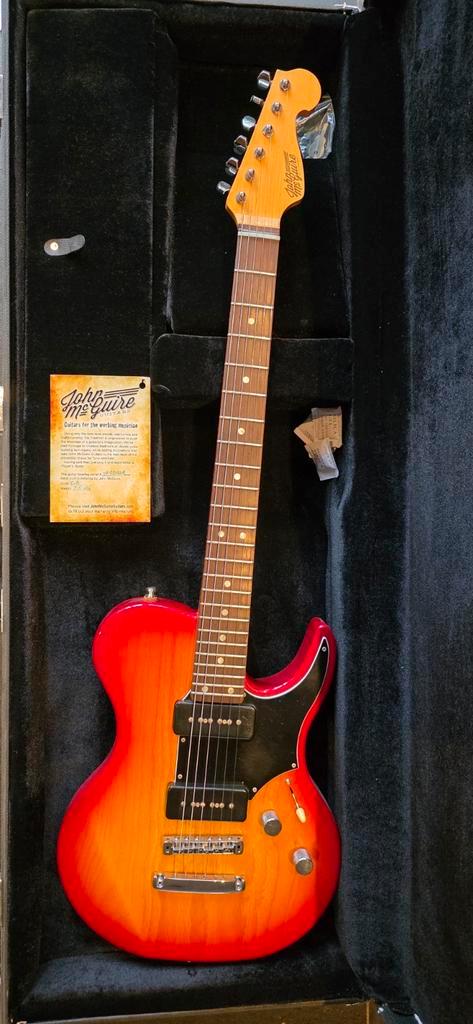 John Mcguire gitaar met p90 (Valley Arts) made in usa, Muziek en Instrumenten, Snaarinstrumenten | Gitaren | Elektrisch, Solid body
