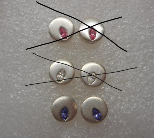 Zilveren oorknoppen met paarse steentjes nr.1402, Sieraden, Tassen en Uiterlijk, Oorbellen, Gebruikt, Knopjes of Stekers, Zilver