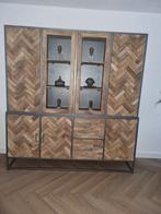 Kast van echte hout, Huis en Inrichting, Kasten | Wandmeubels, Ophalen of Verzenden, Zo goed als nieuw, Minder dan 150 cm, 150 tot 200 cm