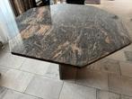 Eetkamer tafel graniet achthoek, Ophalen, Overige materialen, Natuursteen, Zo goed als nieuw