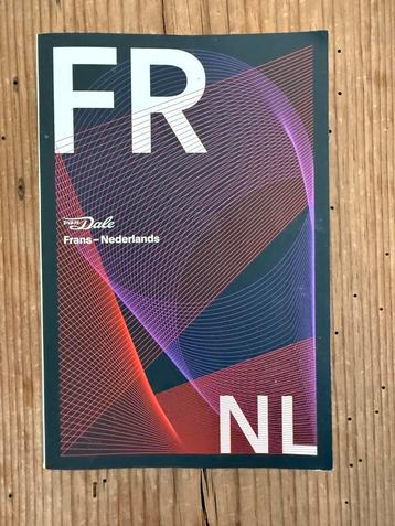 Van Dale Pocketwoordenboek Frans-Nederlands beschikbaar voor biedingen