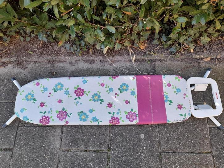 LEIFHEIT Strijkplank - lichtgewicht, Huis en Inrichting, Woonaccessoires | Wanddecoraties, Zo goed als nieuw, Ophalen