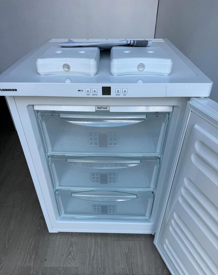 Liebherr tafelmodel vriezer No Frost zo goed als nieuw., Witgoed en Apparatuur, Vriezers en Diepvrieskisten, Zo goed als nieuw